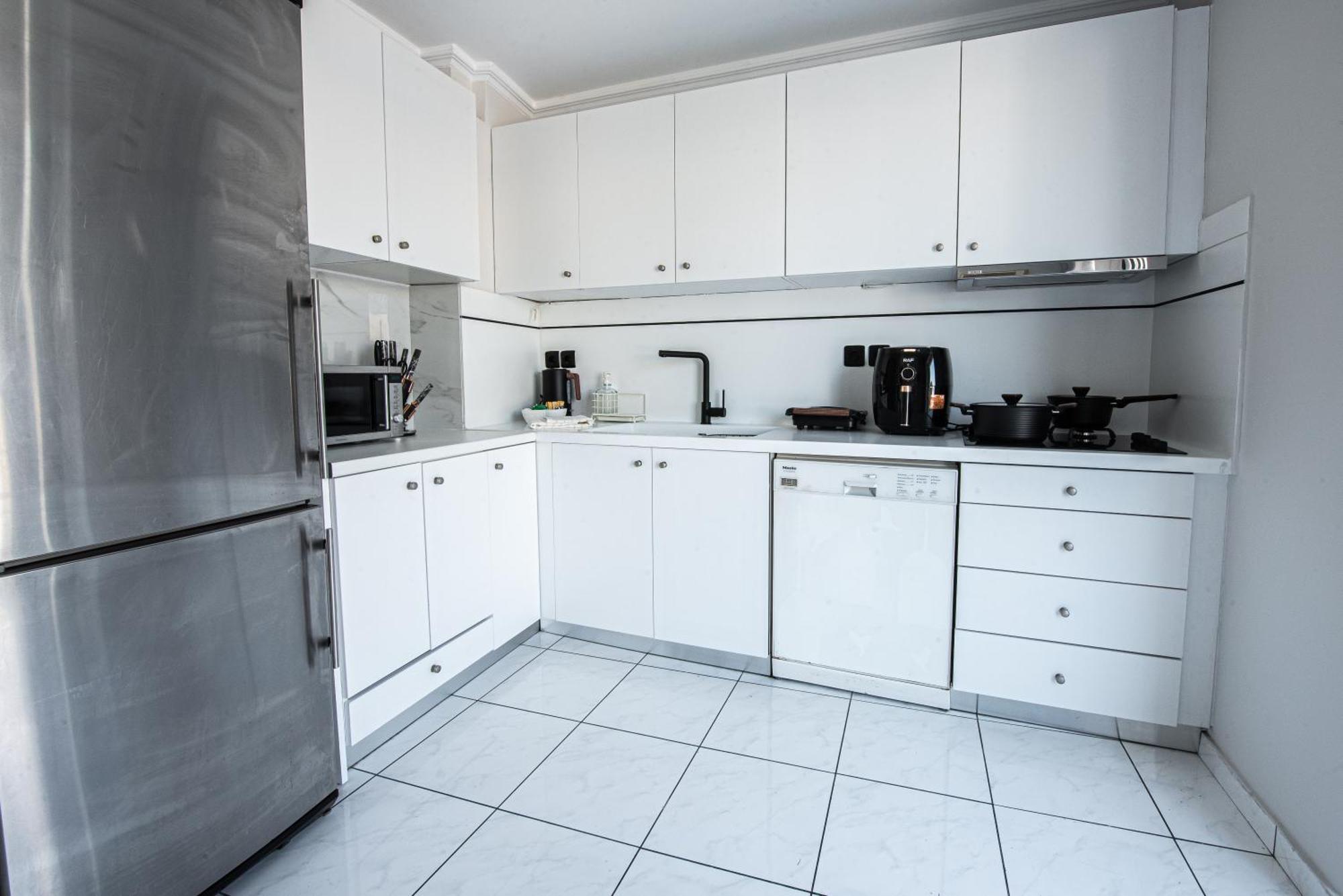 Mets Souites Apartament Atena
